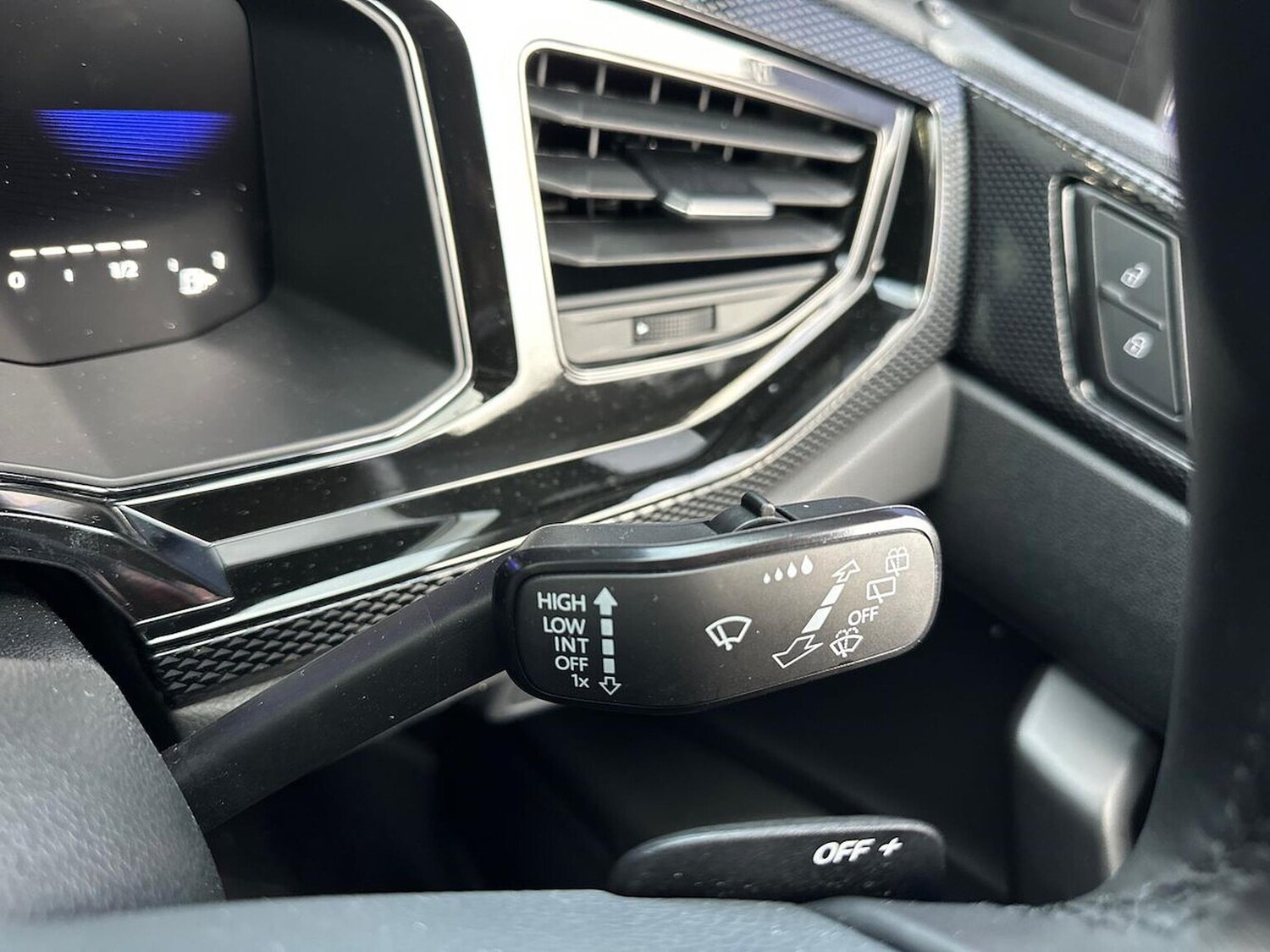 Used Volkswagen Taigo 2025 for sale - 77542493: Photo 27