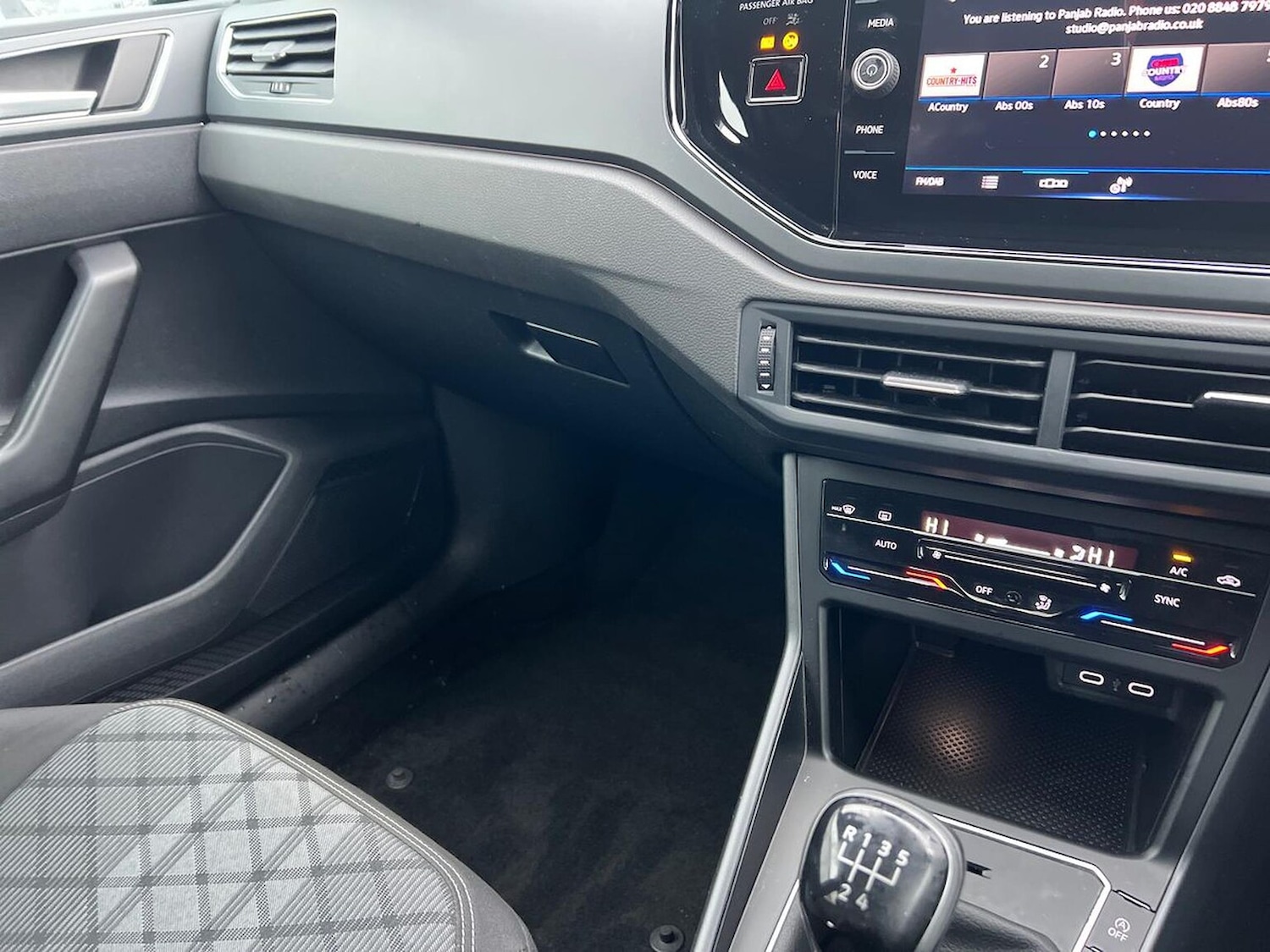 Used Volkswagen Polo 2023 for sale - 76837138: Photo 13