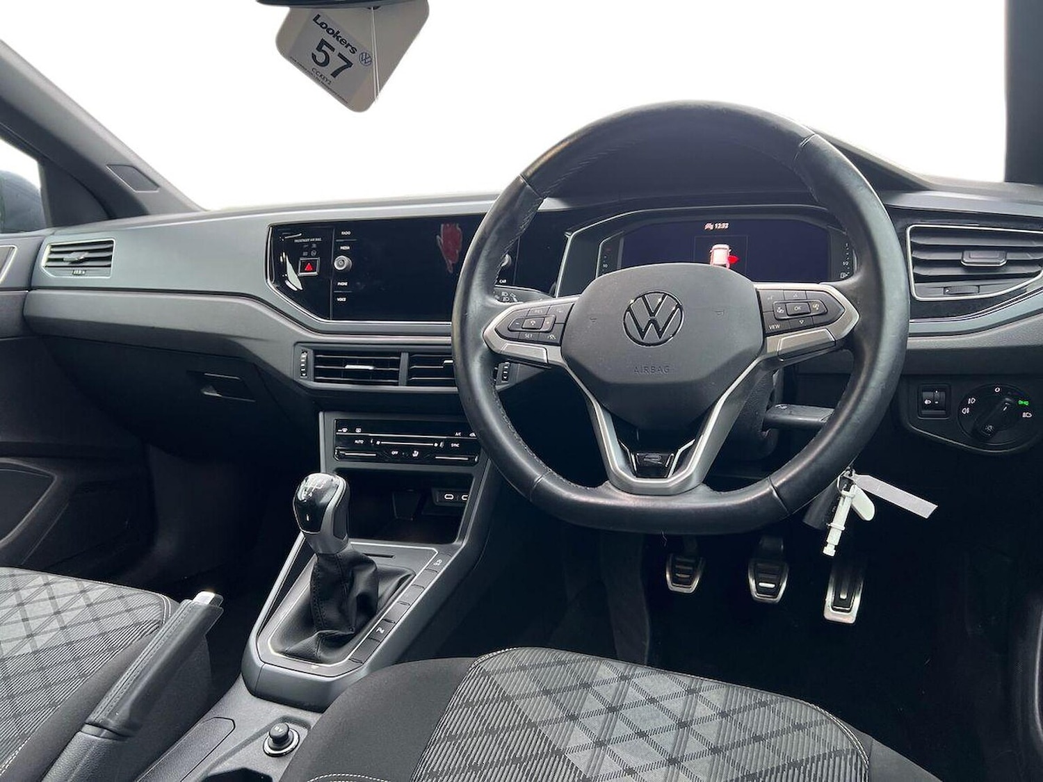 Used Volkswagen Polo 2023 for sale - 76837138: Photo 15