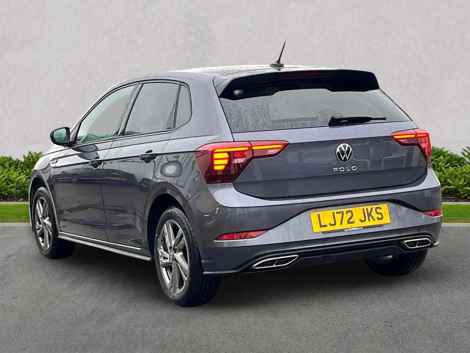 Used Volkswagen Polo 2023 for sale - 76837138: Photo 2