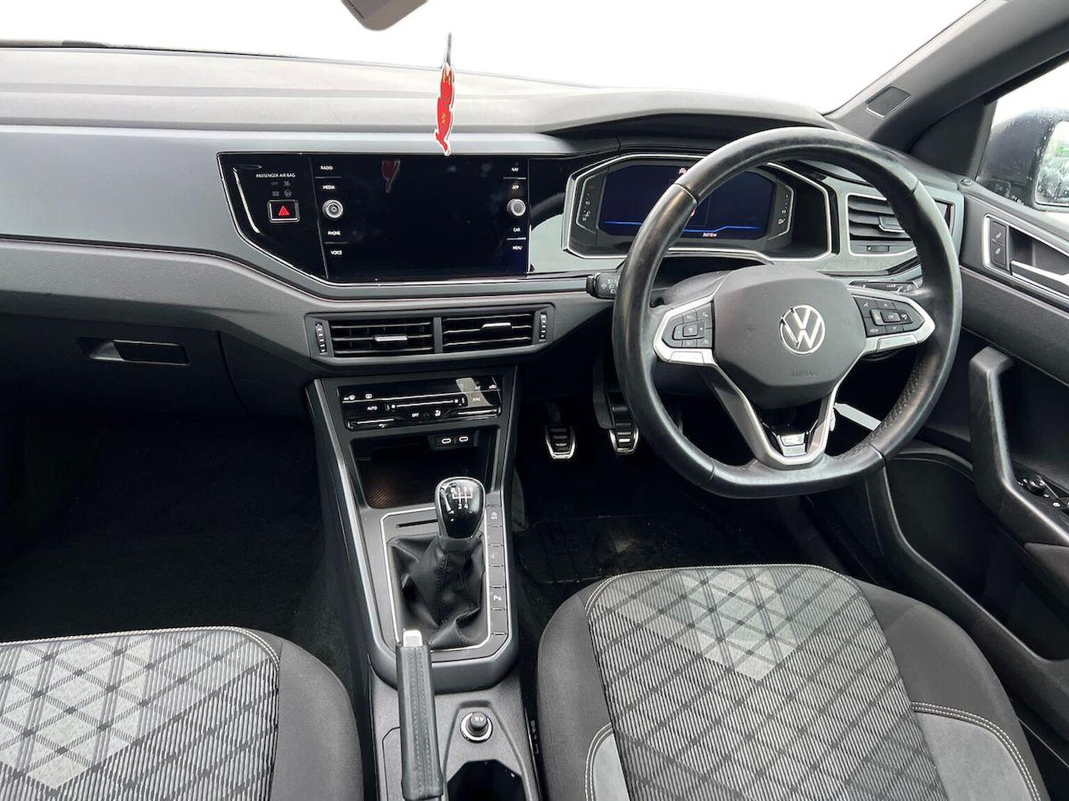 Used Volkswagen Polo 2023 for sale - 76837138: Photo 8