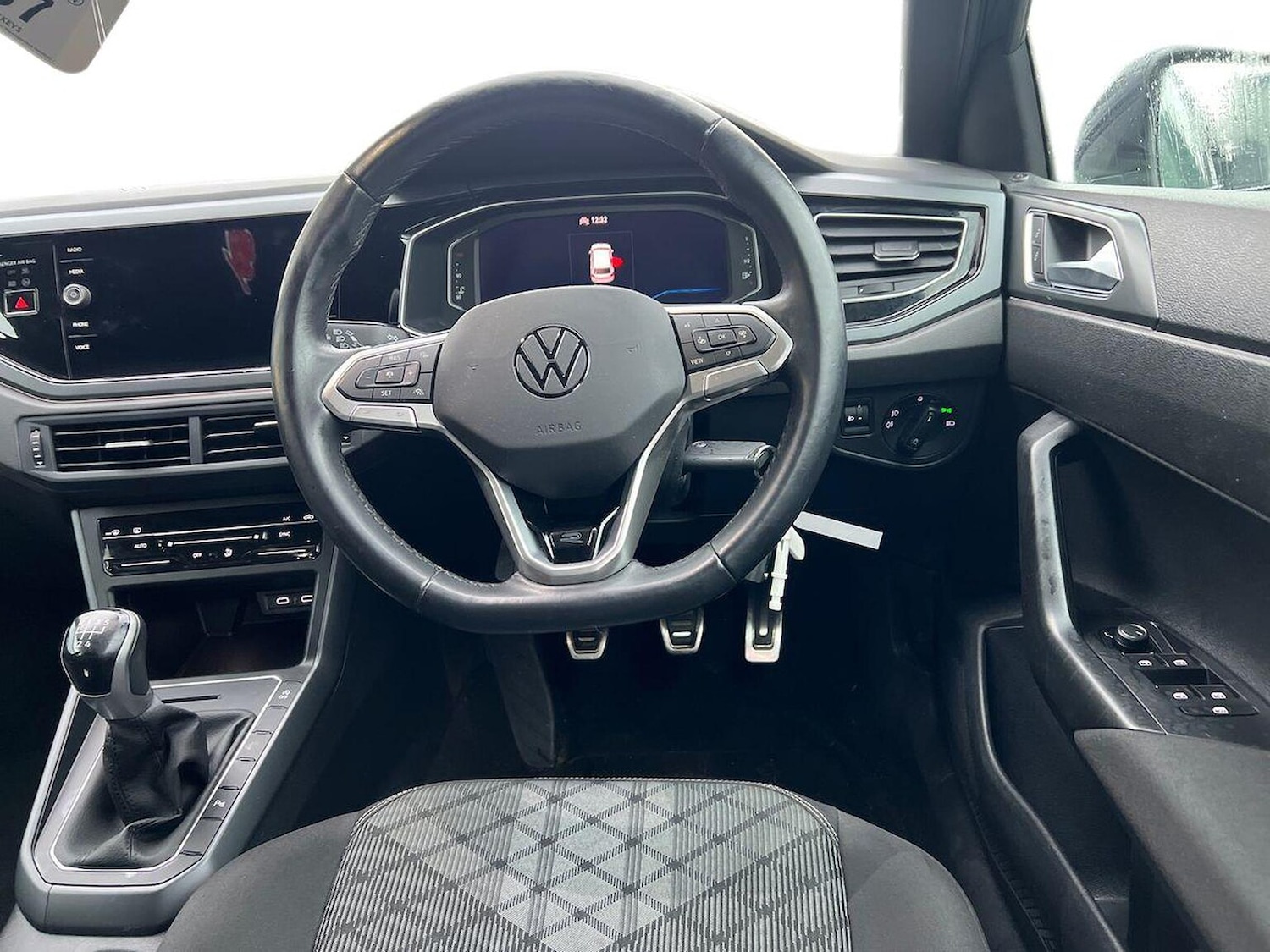 Used Volkswagen Polo 2023 for sale - 76837138: Photo 9