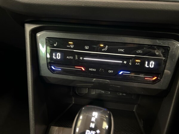 Used Volkswagen Tiguan 2023 for sale - 76347007: Photo 12