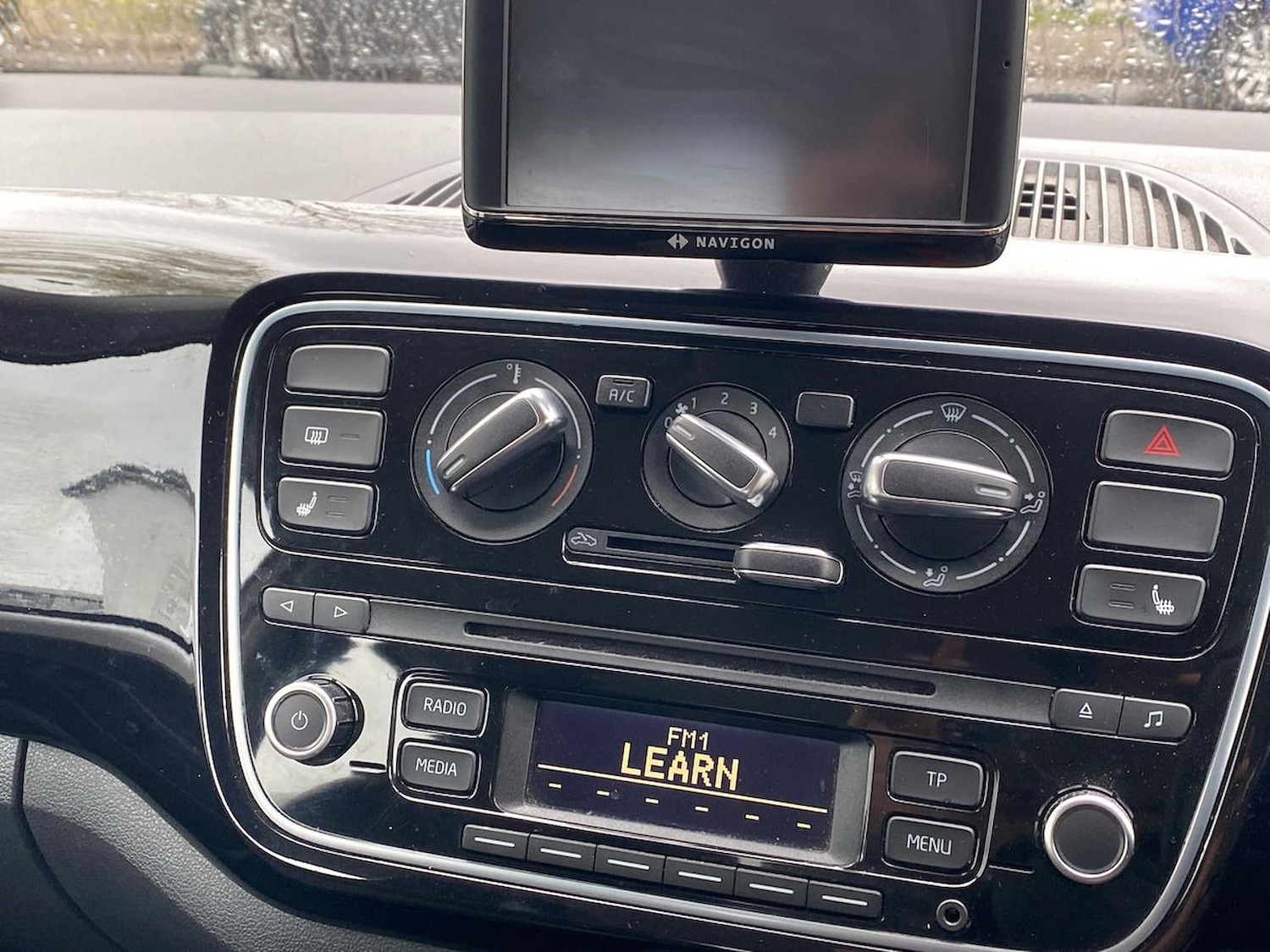 Used Volkswagen up! 2013 for sale - 78193899: Photo 11