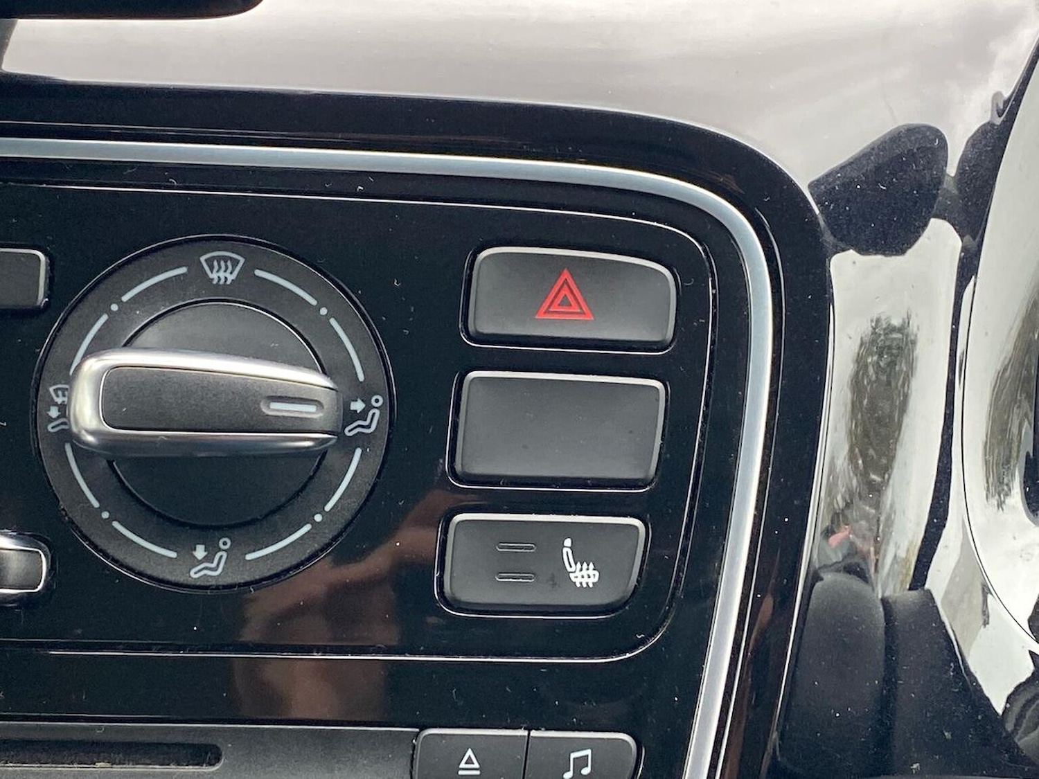 Used Volkswagen up! 2013 for sale - 78193899: Photo 22