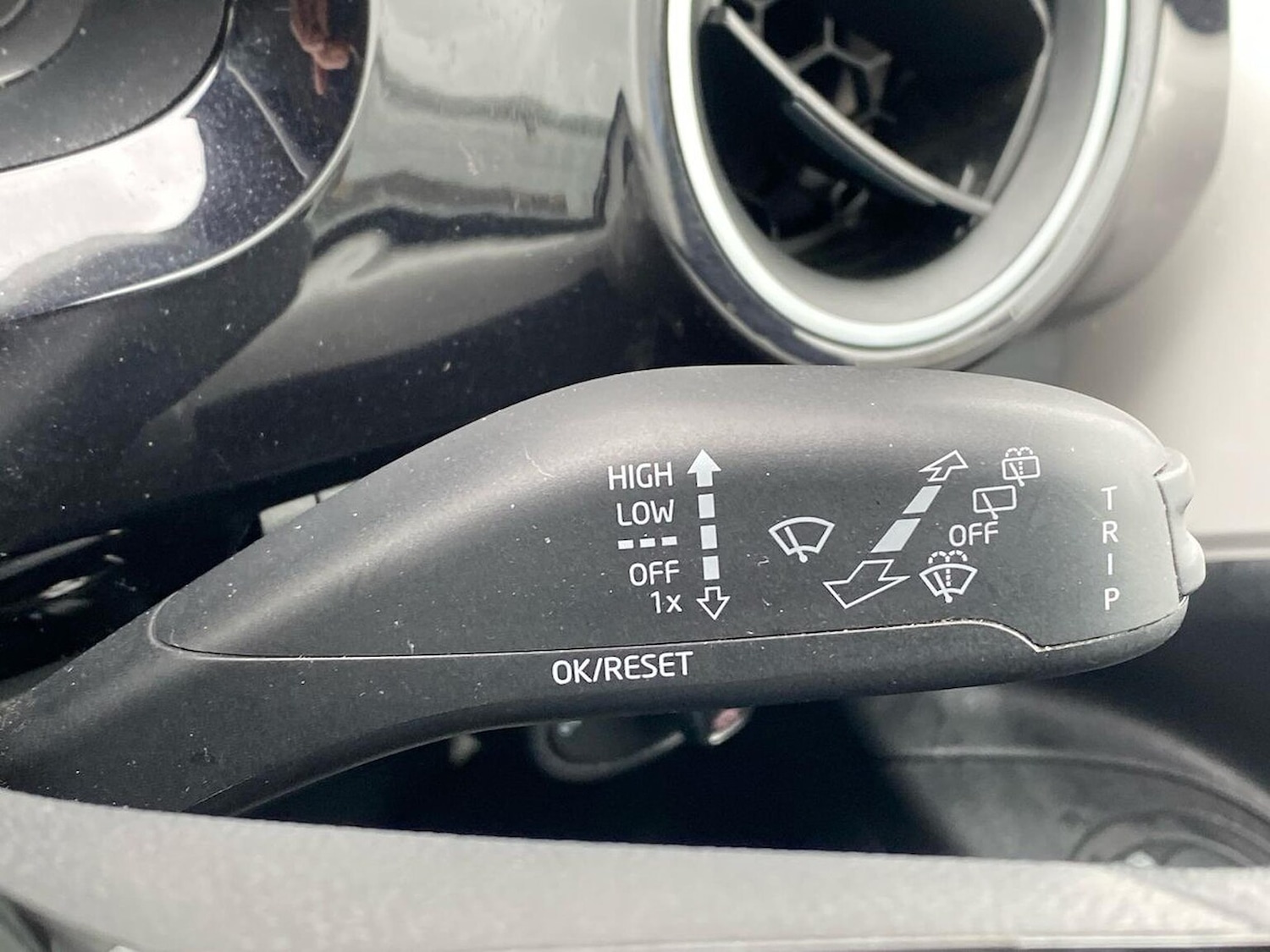 Used Volkswagen up! 2013 for sale - 78193899: Photo 25