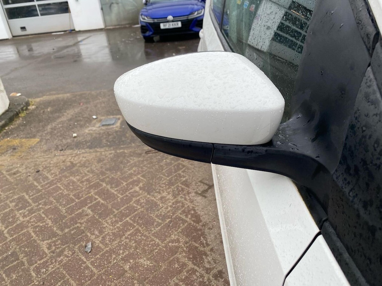 Used Volkswagen up! 2013 for sale - 78193899: Photo 34