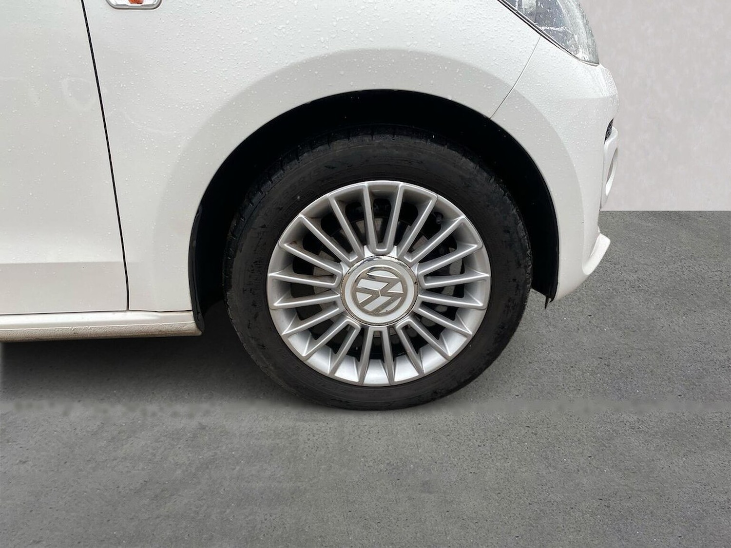 Used Volkswagen up! 2013 for sale - 78193899: Photo 6