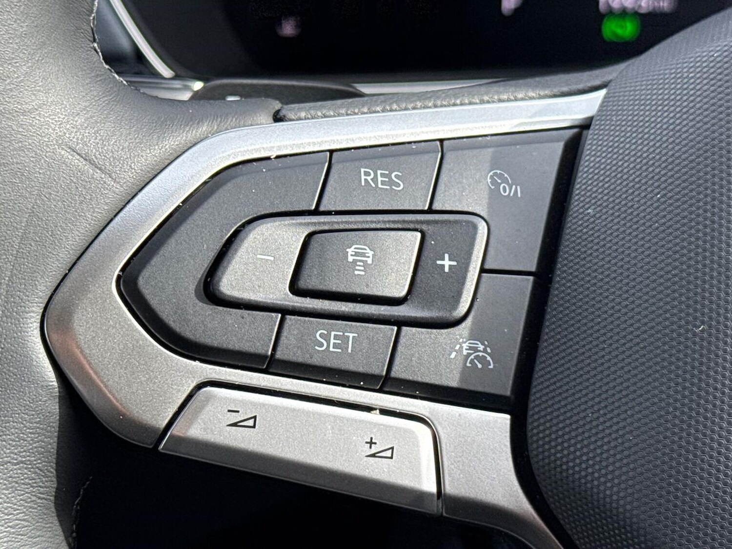 Used Volkswagen T-Cross 2025 for sale - 78060597: Photo 26