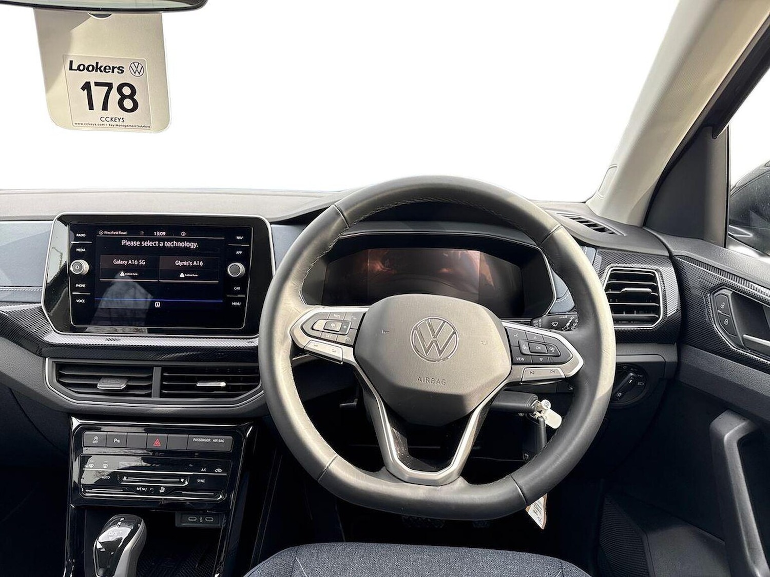 Used Volkswagen T-Cross 2025 for sale - 78060597: Photo 9