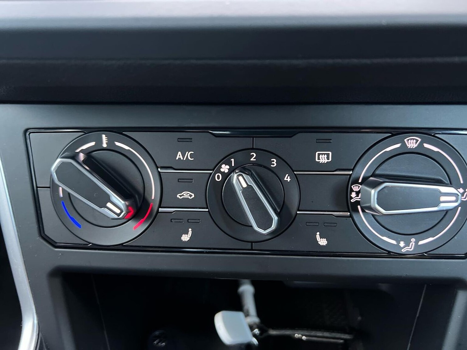 Used Volkswagen Taigo 2024 for sale - 76963554: Photo 12