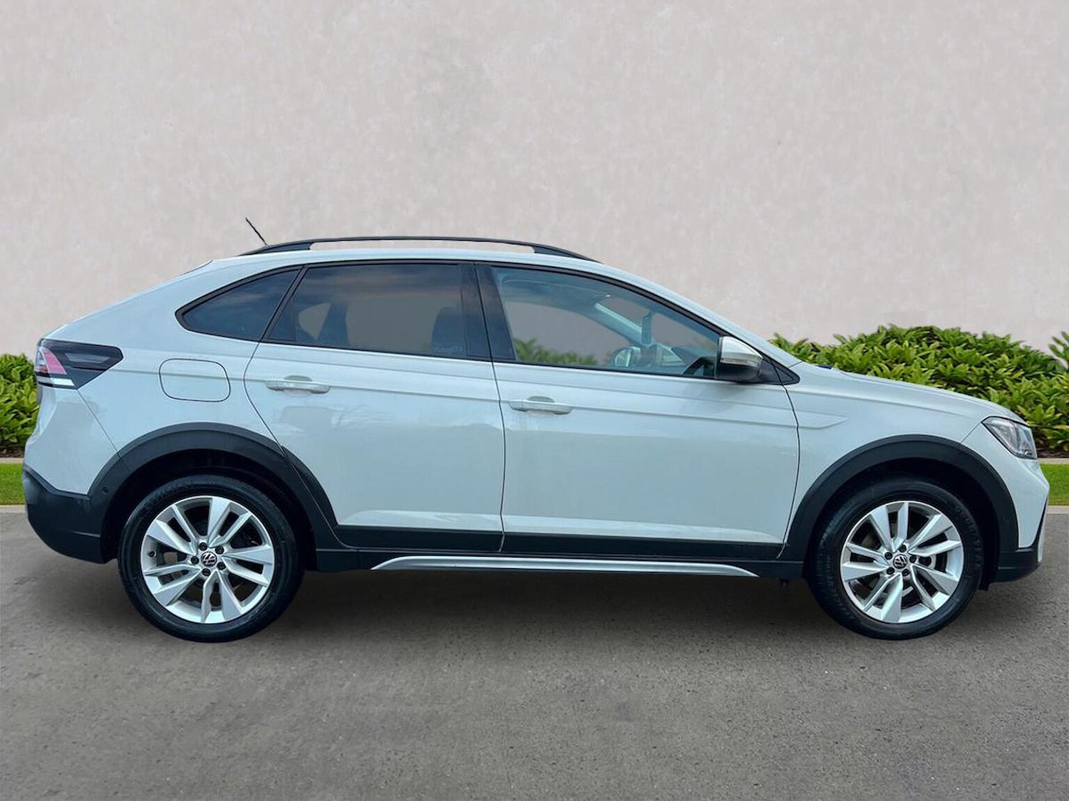 Used Volkswagen Taigo 2024 for sale - 76963554: Photo 3