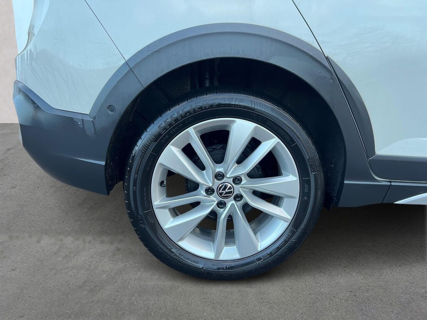 Used Volkswagen Taigo 2024 for sale - 76963554: Photo 6