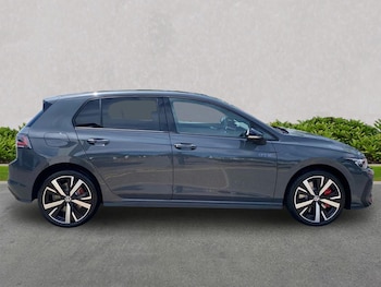 Used Volkswagen Golf 2026 for sale - 79115247: Photo