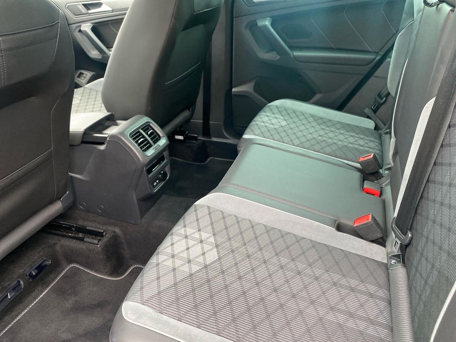 Used Volkswagen Tiguan 2023 for sale - 78194133: Photo 16