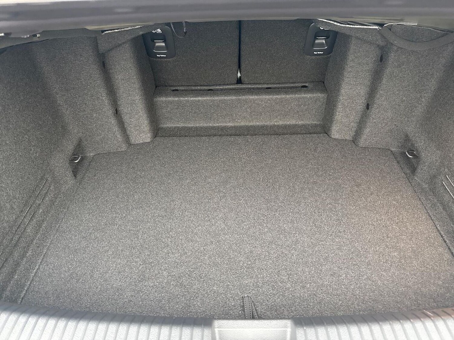 Used Volkswagen T-Roc 2025 for sale - 76263259: Photo 17