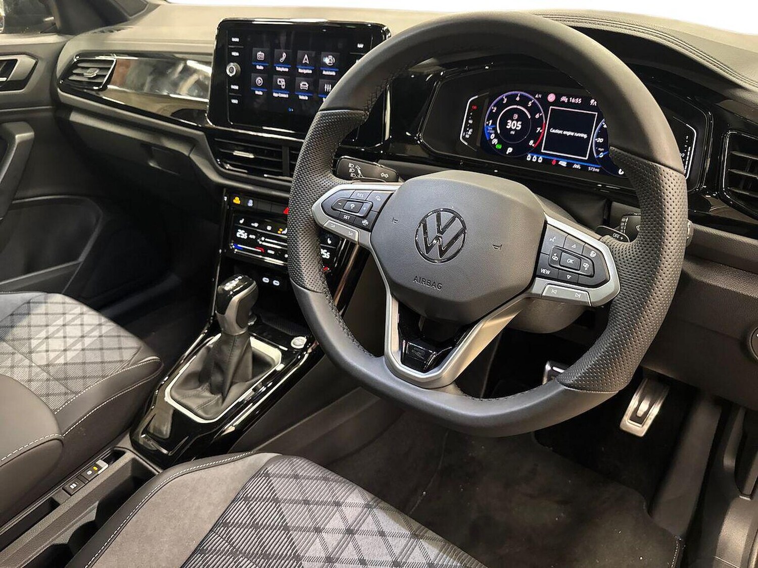 Used Volkswagen T-Roc 2025 for sale - 77487655: Photo 15