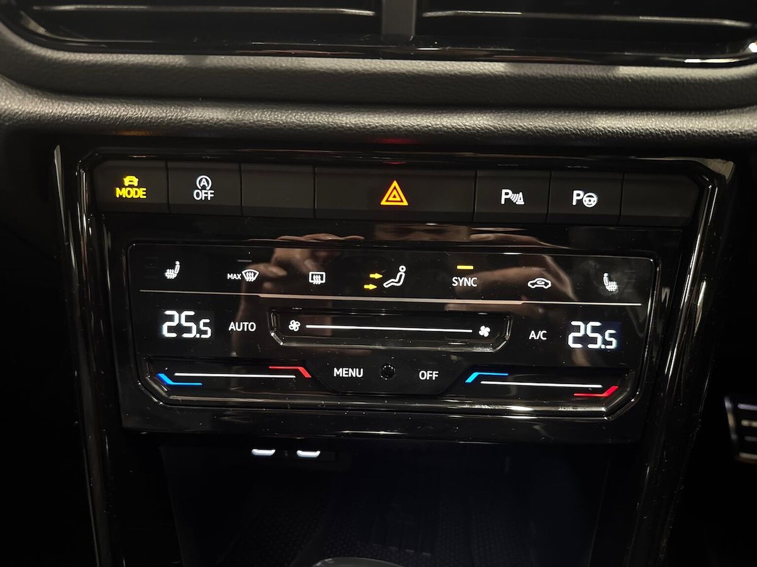 Used Volkswagen T-Roc 2025 for sale - 77487655: Photo 22