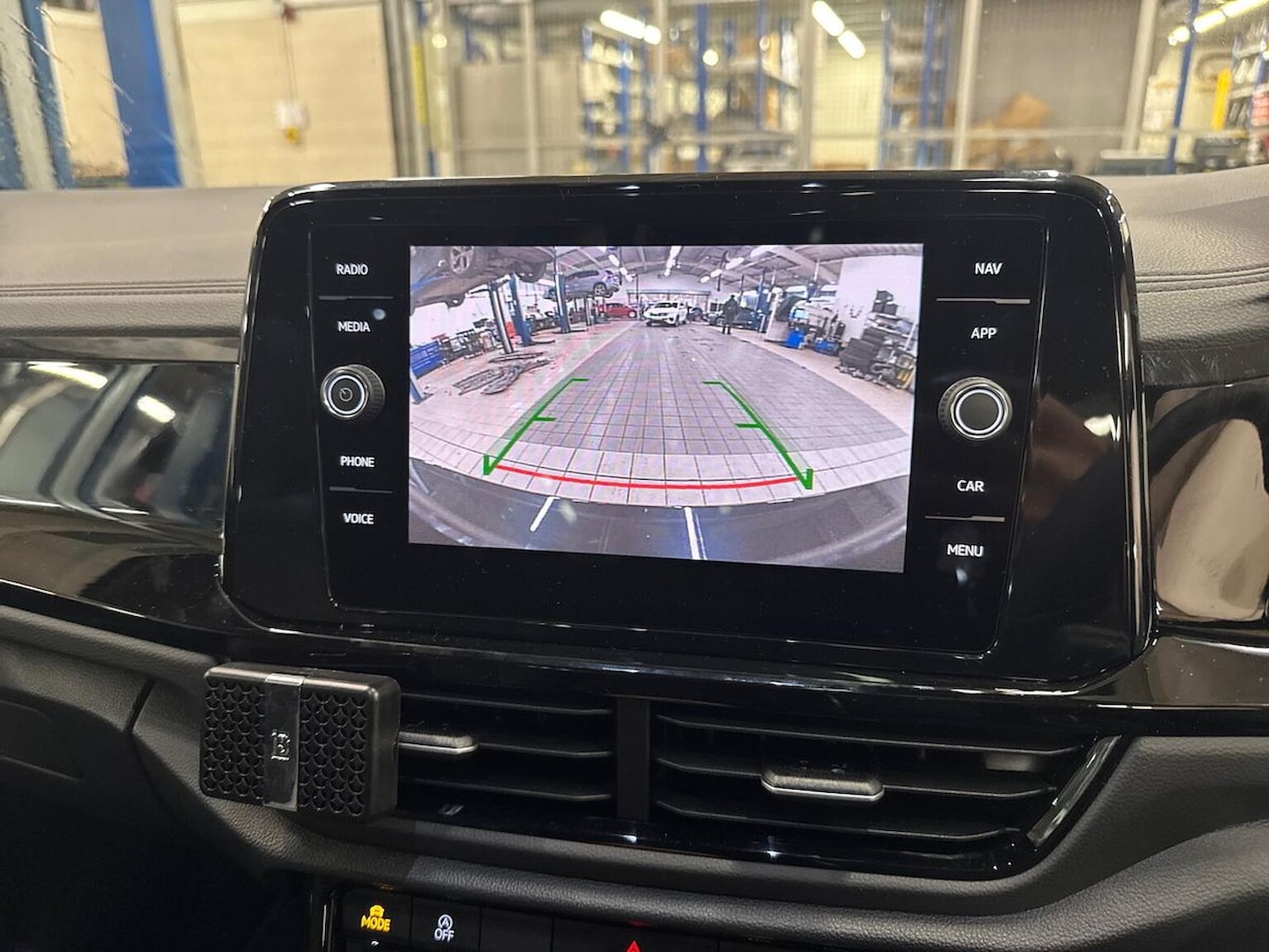 Used Volkswagen T-Roc 2025 for sale - 77487655: Photo 23