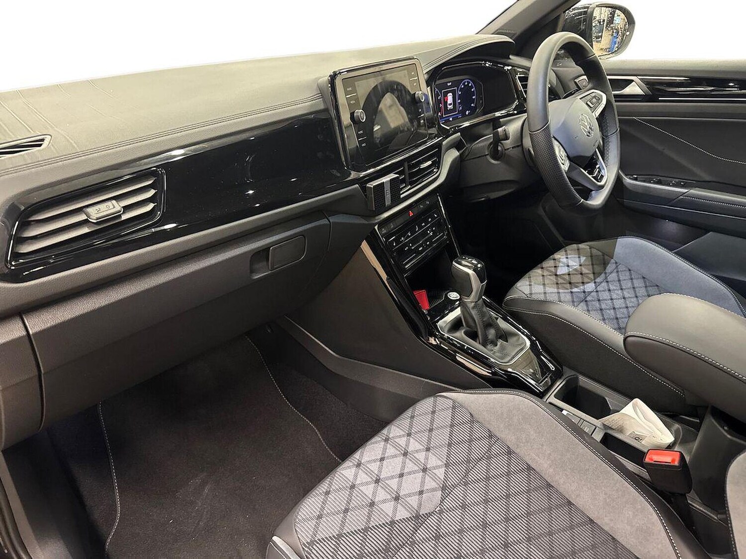 Used Volkswagen T-Roc 2025 for sale - 77487655: Photo 7