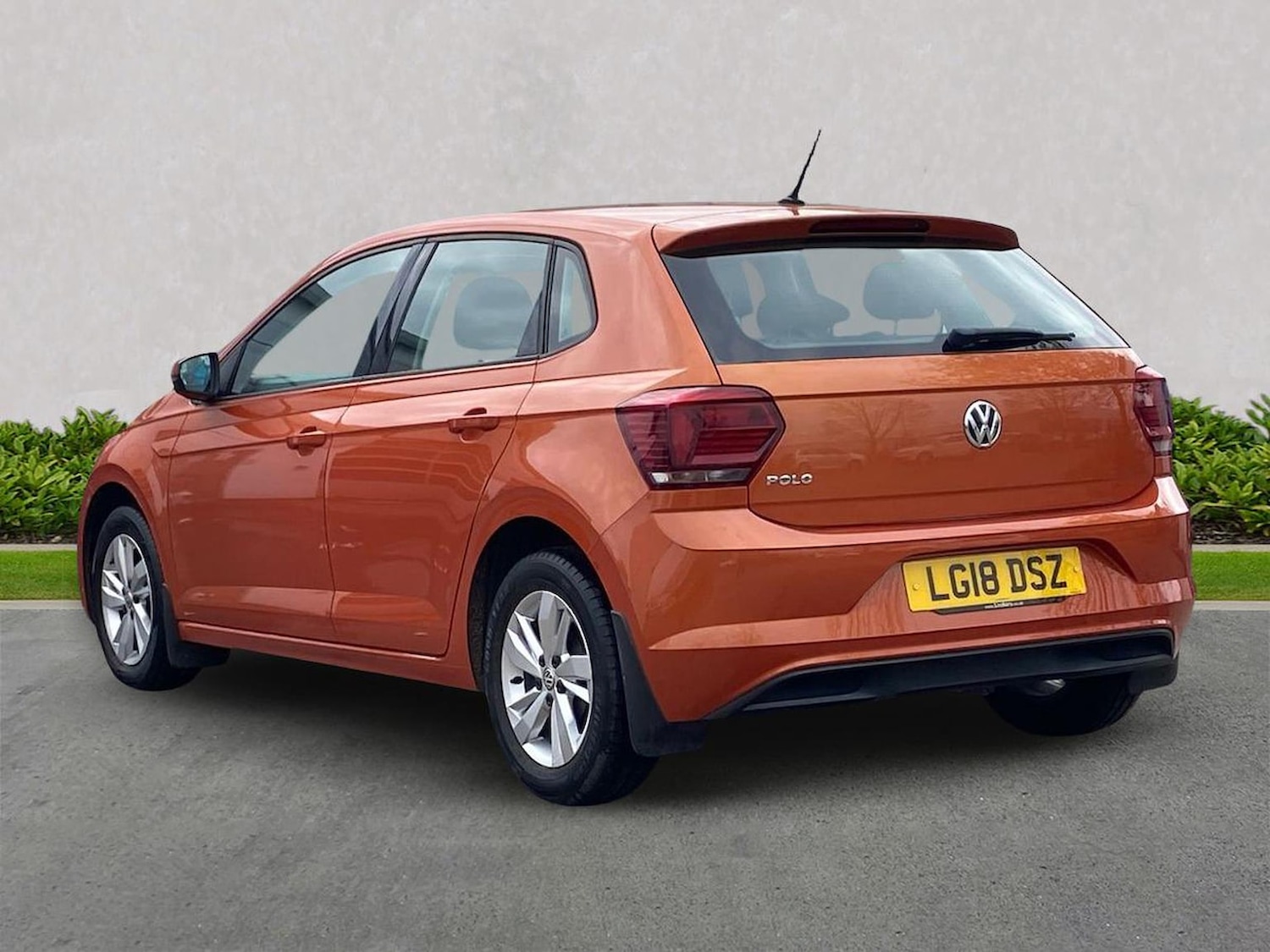 Used Volkswagen Polo 2018 for sale - 78194180: Photo 2