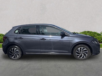 Used Volkswagen Polo 2024 for sale - 78210223: Photo