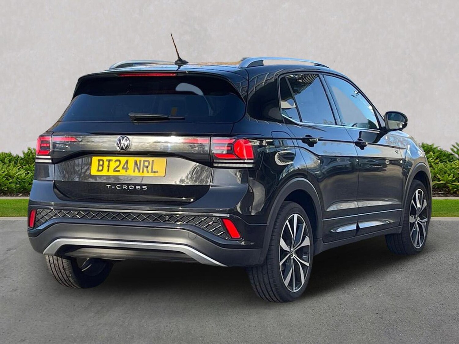 Used Volkswagen T-Cross 2024 for sale - 76477342: Photo 18