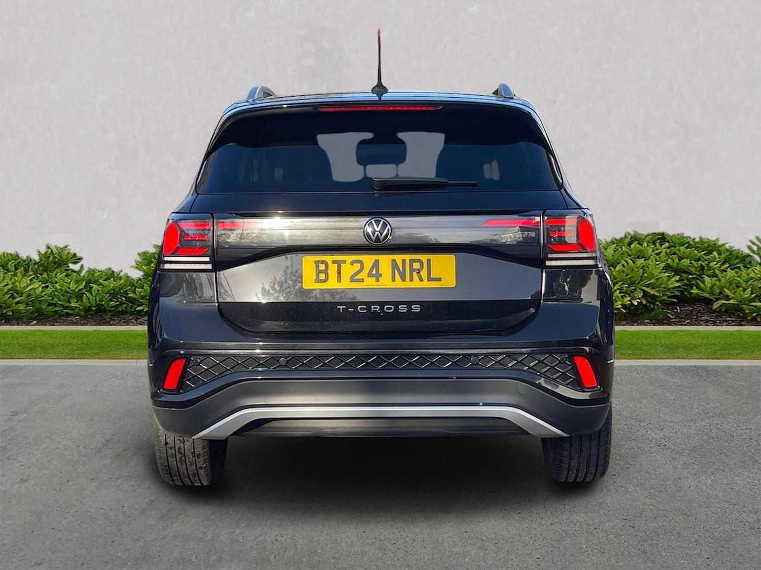 Used Volkswagen T-Cross 2024 for sale - 76477342: Photo 4