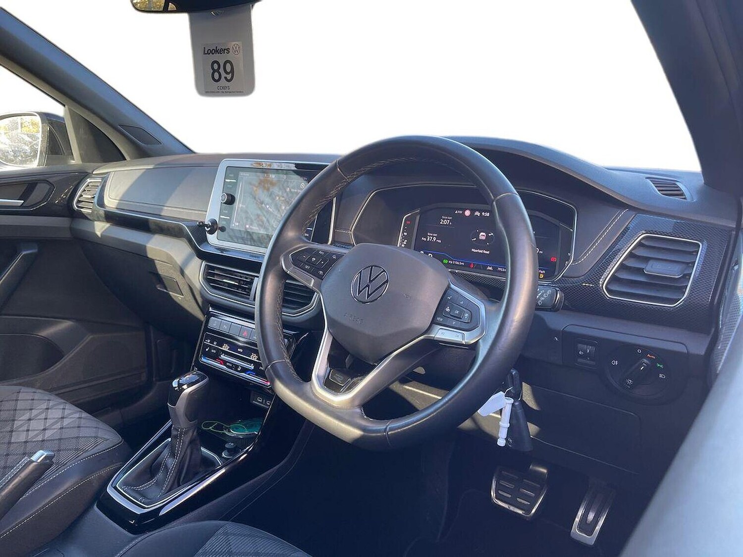 Used Volkswagen T-Cross 2024 for sale - 76477342: Photo 8