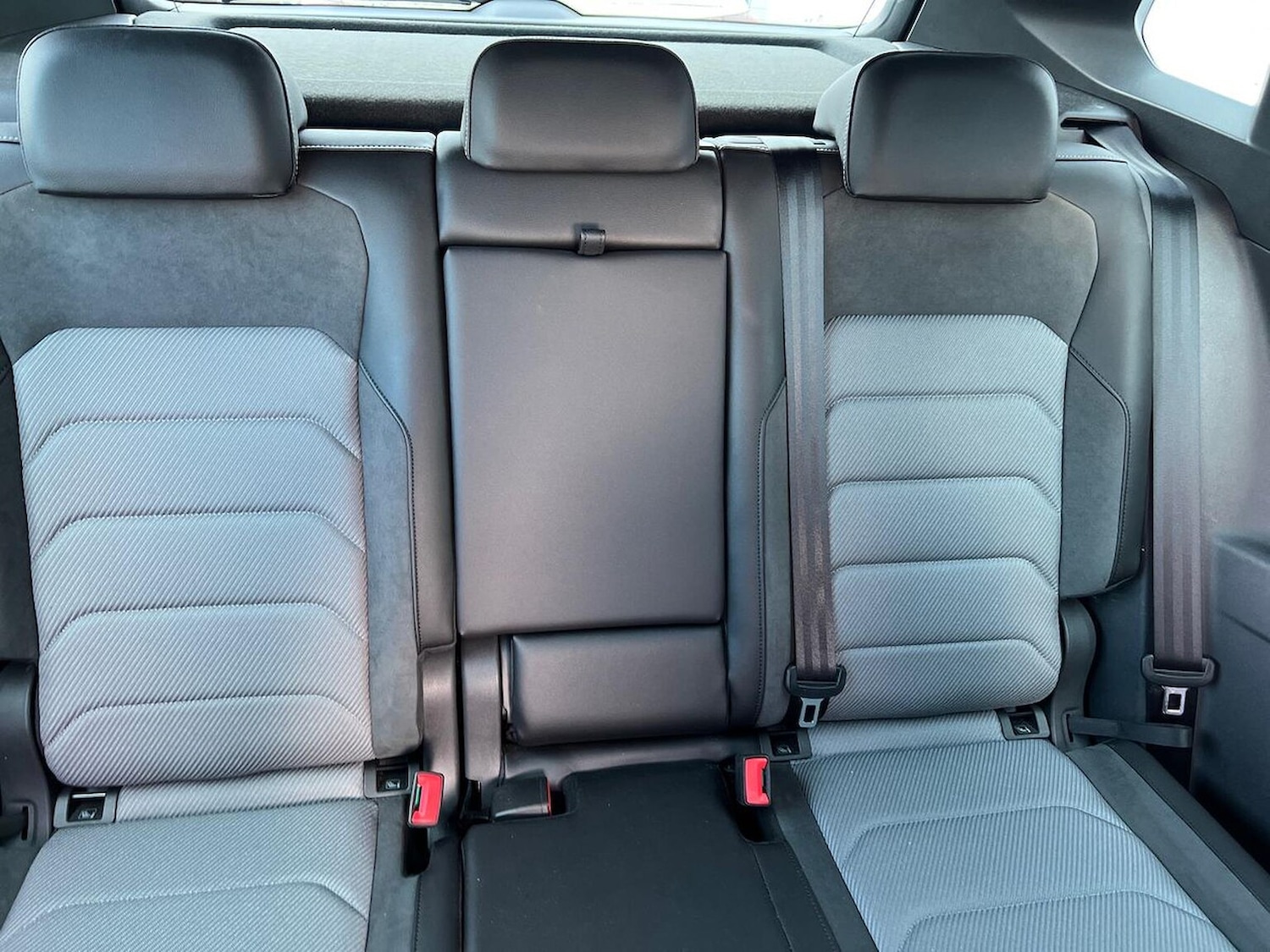 Used Volkswagen Tiguan 2019 for sale - 76846092: Photo 16