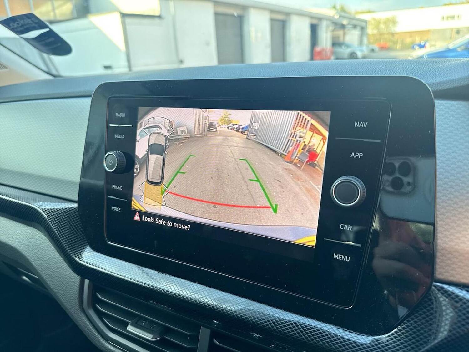 Used Volkswagen T-Cross 2025 for sale - 76252643: Photo 22