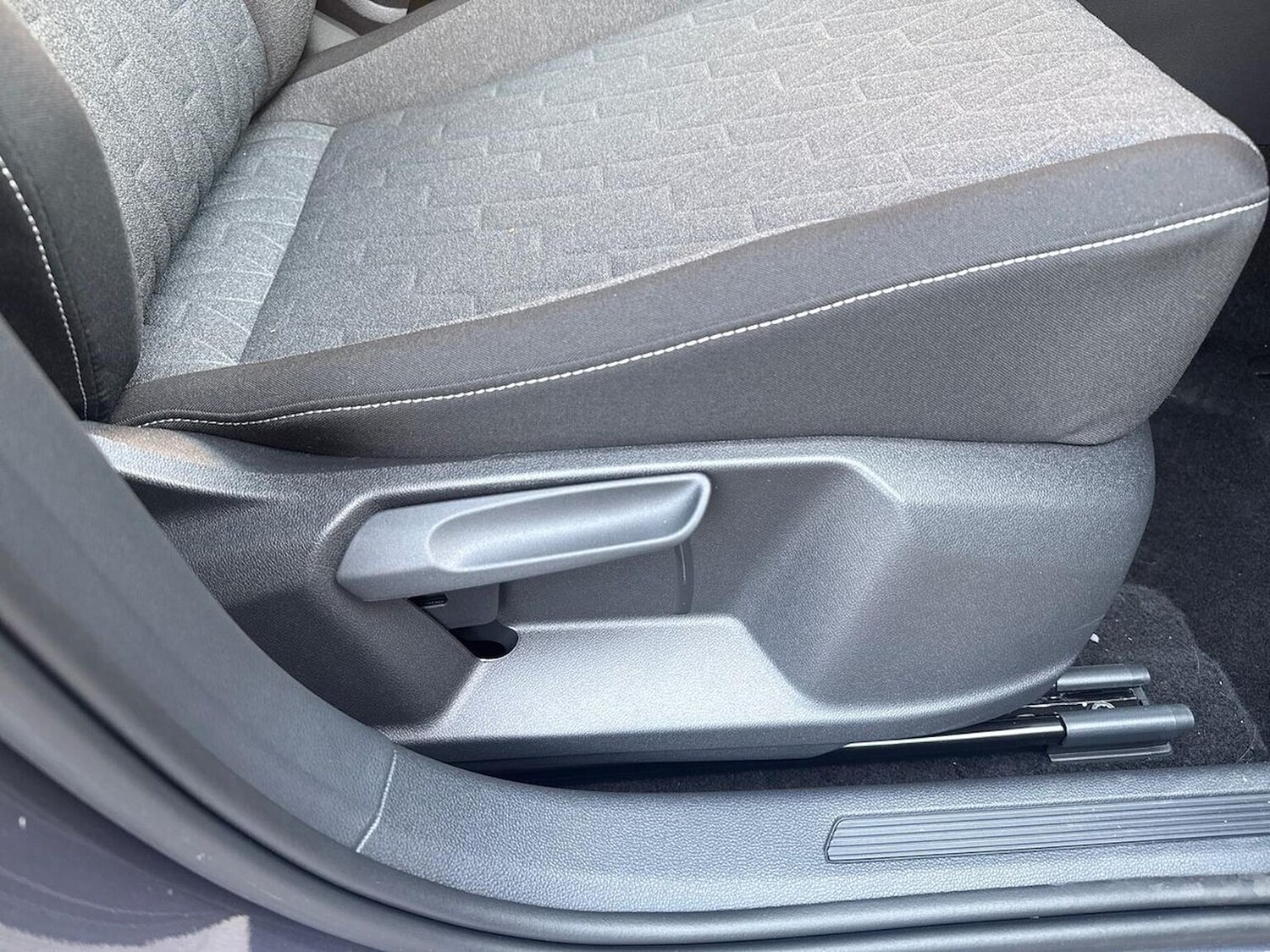 Used Volkswagen T-Cross 2025 for sale - 76252643: Photo 23