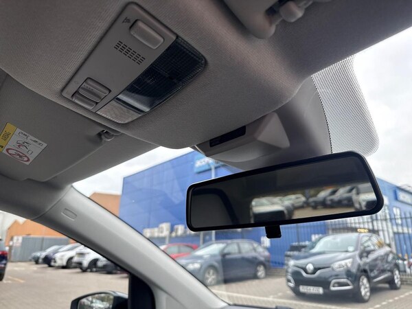 Used Volkswagen up! 2022 for sale - 76275103: Photo 14