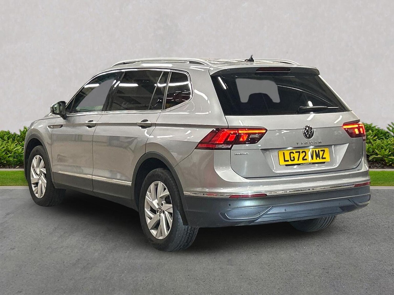 Used Volkswagen Tiguan Allspace 2022 for sale - 76637795: Photo 2