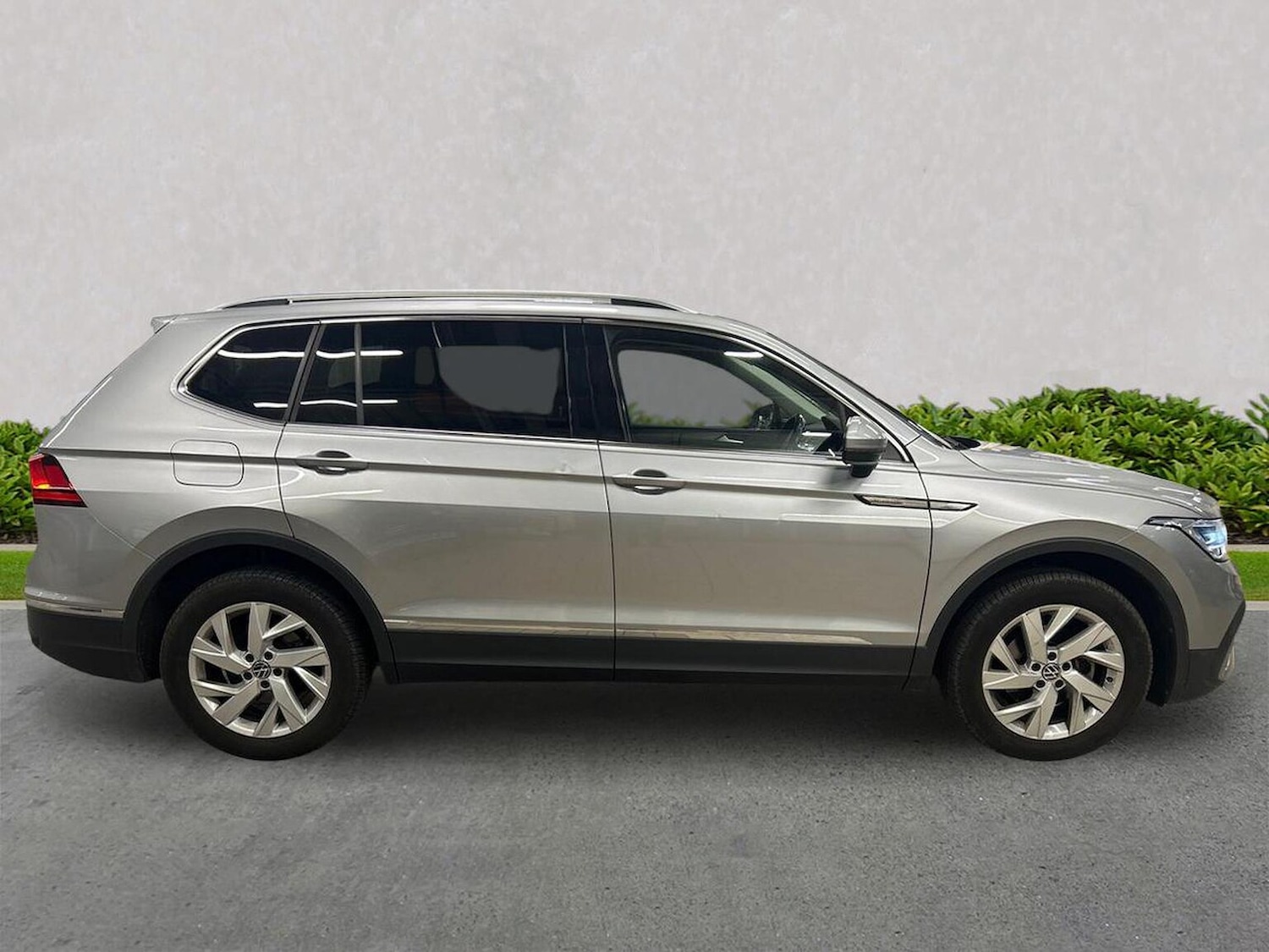 Used Volkswagen Tiguan Allspace 2022 for sale - 76637795: Photo 3