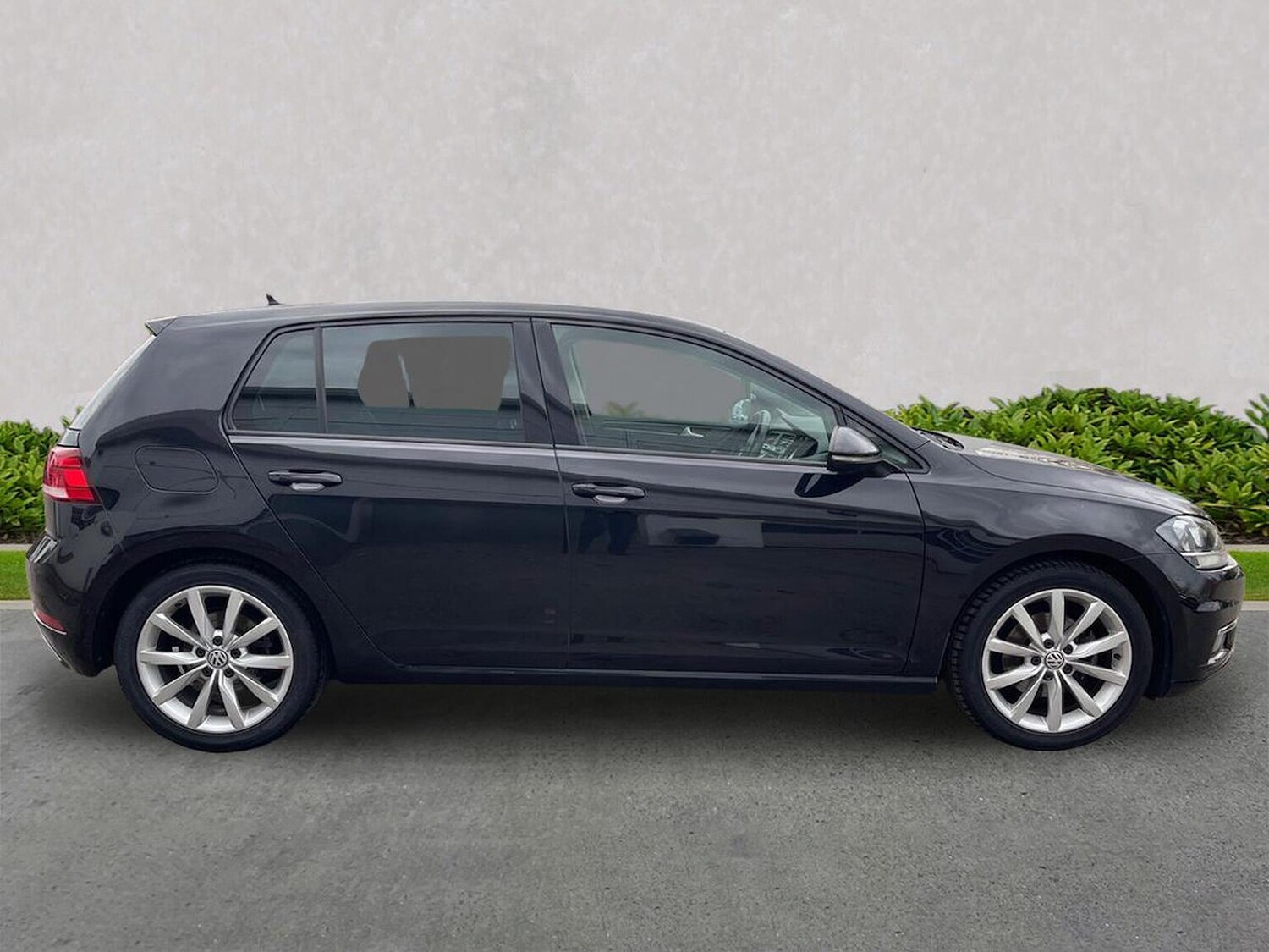 Used Volkswagen Golf 2018 for sale - 76313881: Photo 3