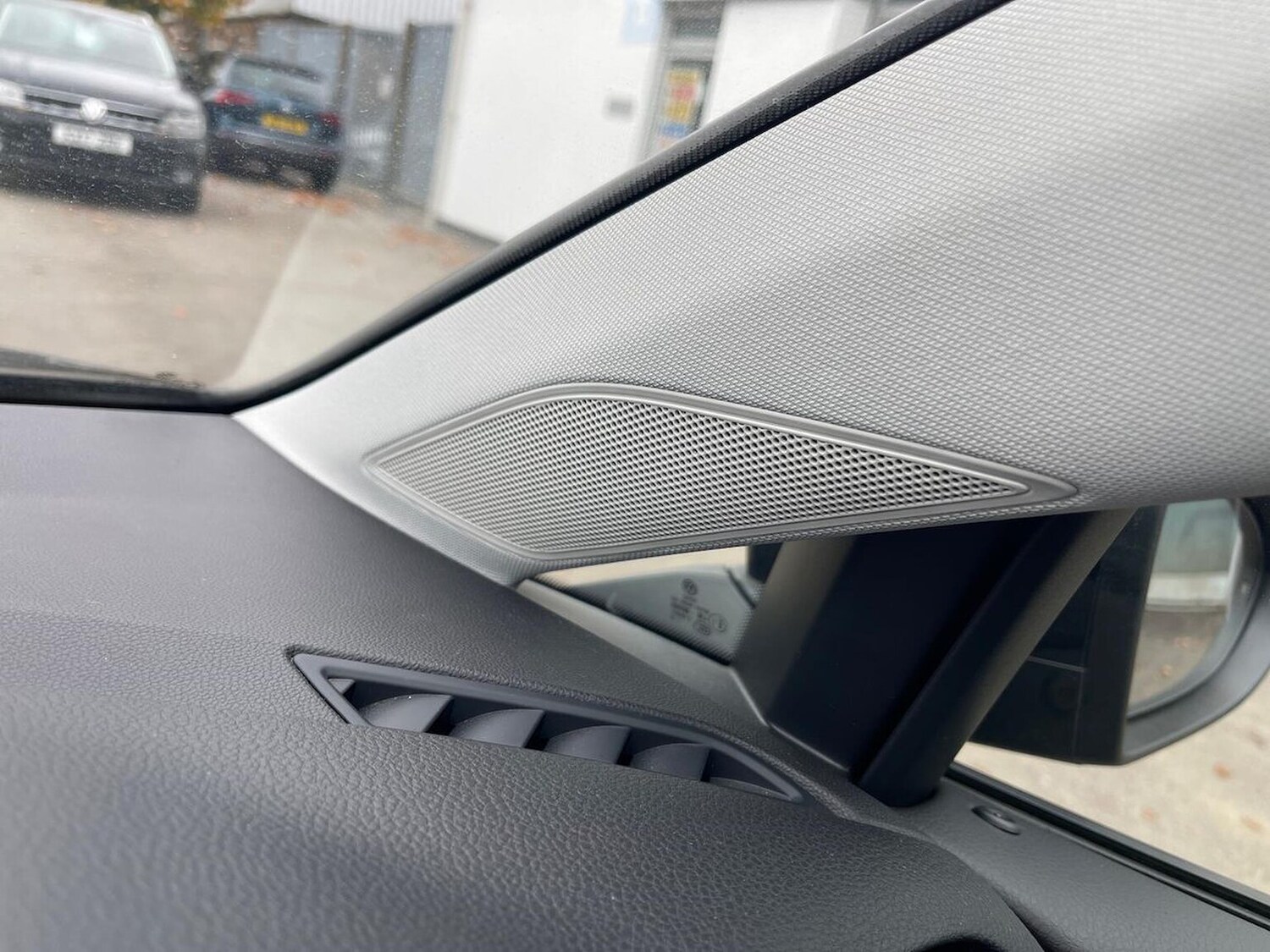 Used Volkswagen Golf 2018 for sale - 76313881: Photo 30