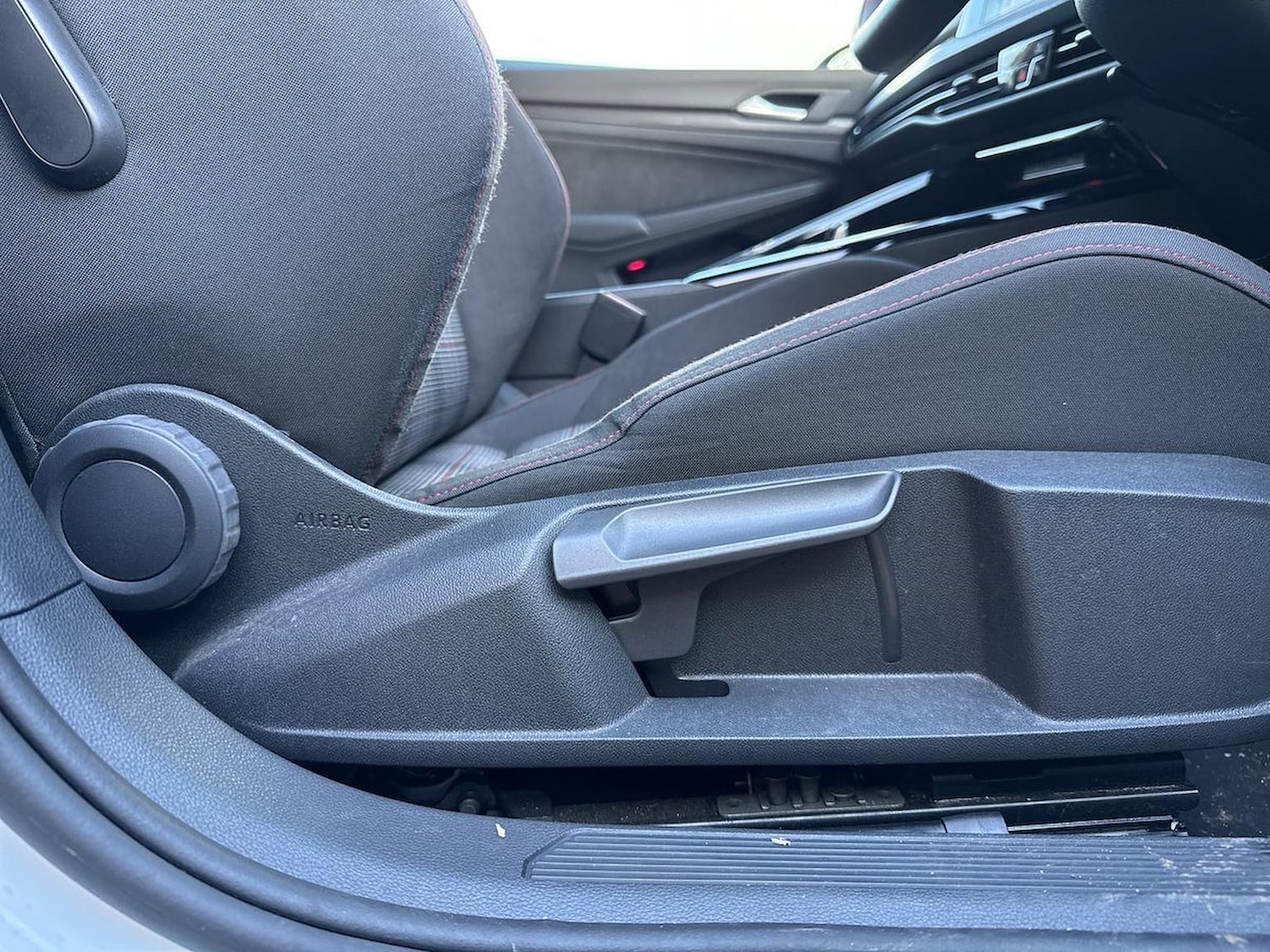 Used Volkswagen Golf 2023 for sale - 77701311: Photo 30