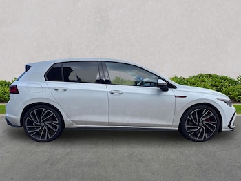 Used Volkswagen Golf 2023 for sale - 77701311: Photo