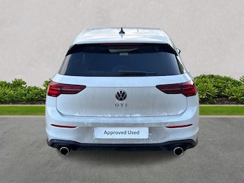 Used Volkswagen Golf 2023 for sale - 77701311: Photo