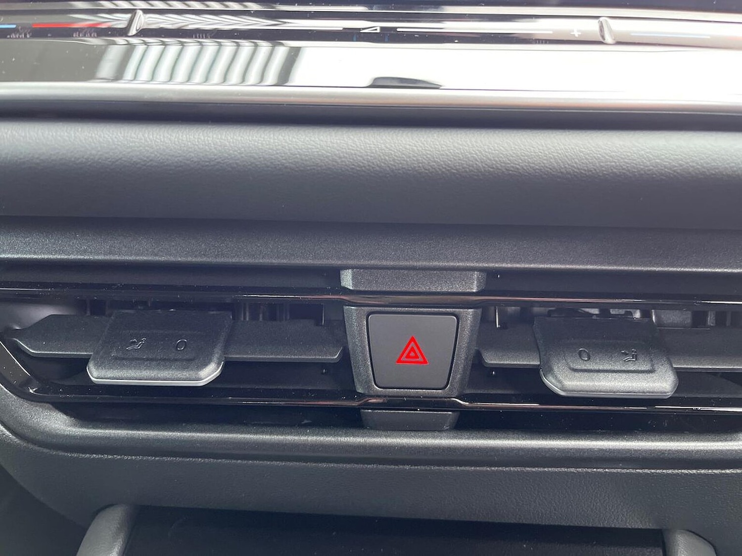 Used Volkswagen Touran 2025 for sale - 77542501: Photo 12