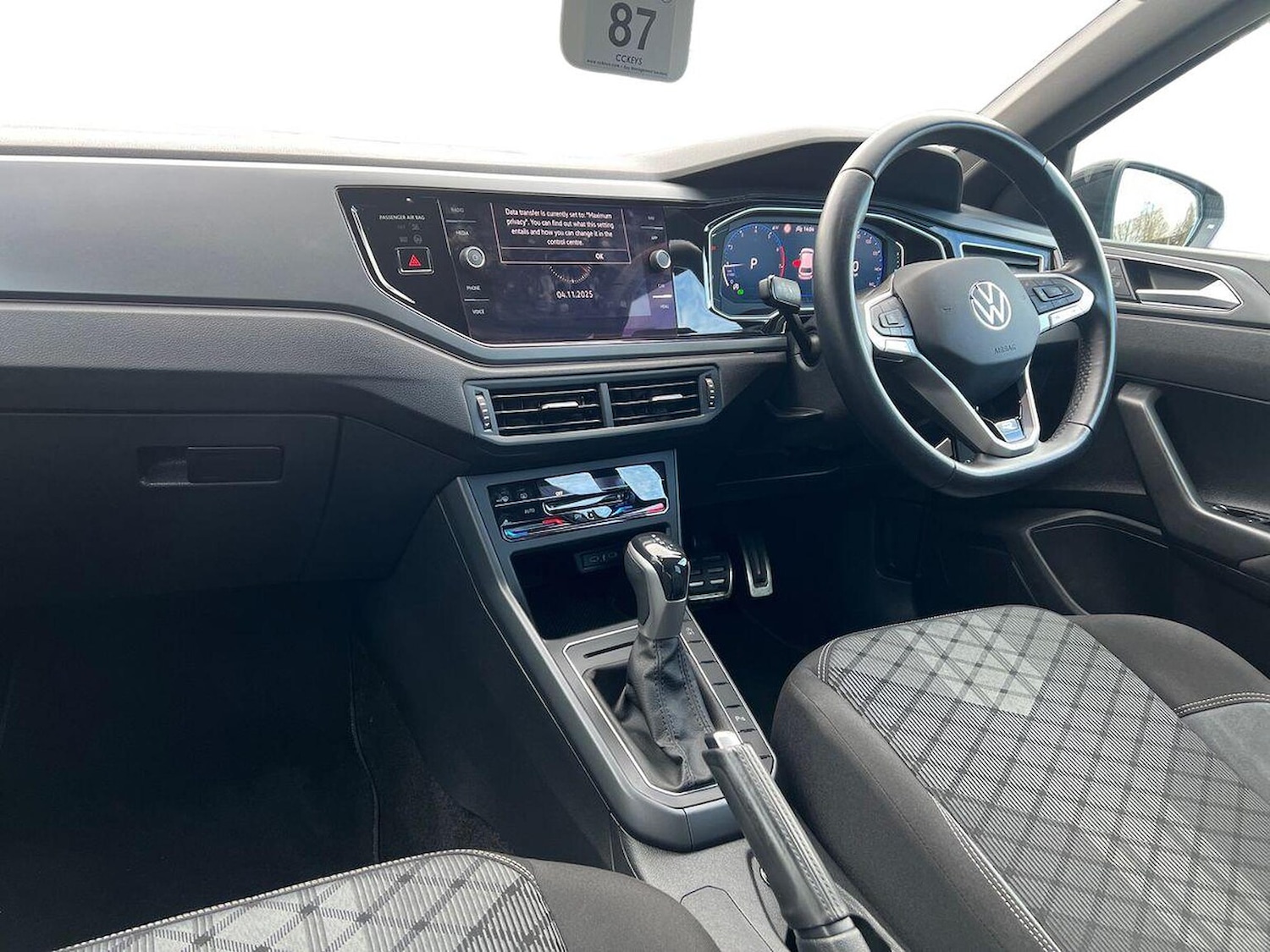 Used Volkswagen Polo 2024 for sale - 76471110: Photo 7