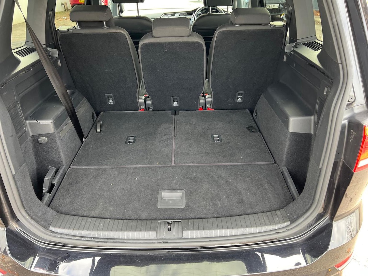 Used Volkswagen Touran 2021 for sale - 76335137: Photo 17