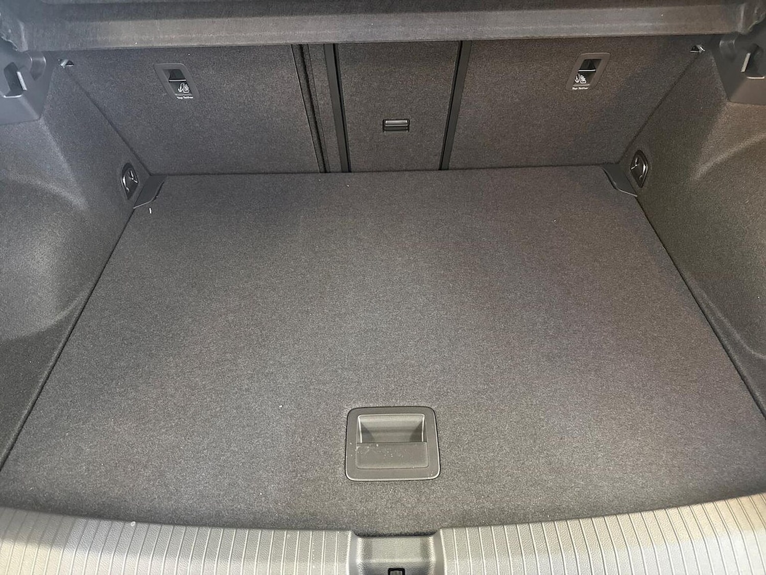 Used Volkswagen T-Roc 2025 for sale - 76935402: Photo 17