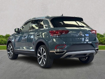 Used Volkswagen T-Roc 2025 for sale - 76935402: Photo