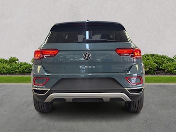Used Volkswagen T-Roc 2025 for sale - 76935402: Photo