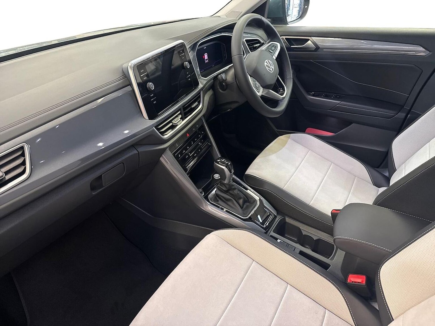 Used Volkswagen T-Roc 2025 for sale - 76935402: Photo 7