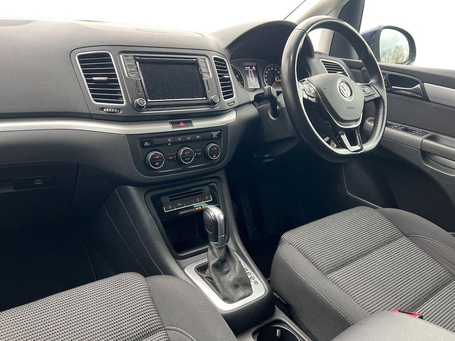 Used Volkswagen Sharan 2020 for sale - 76547689: Photo 7