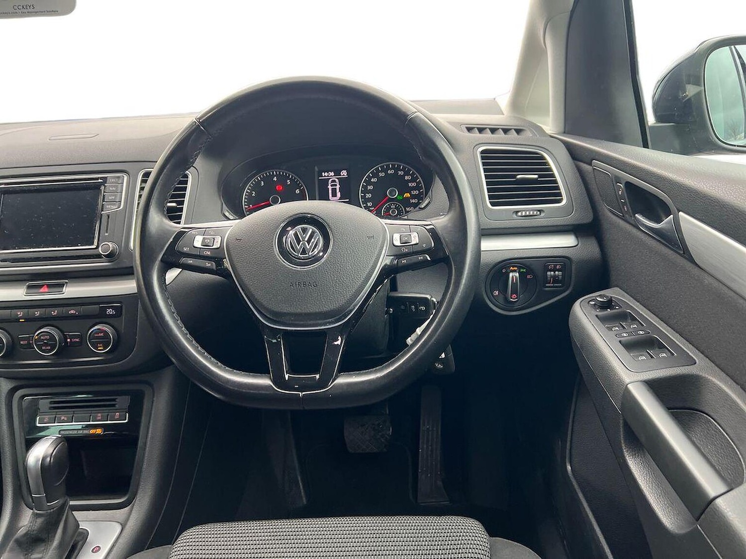 Used Volkswagen Sharan 2020 for sale - 76547689: Photo 9