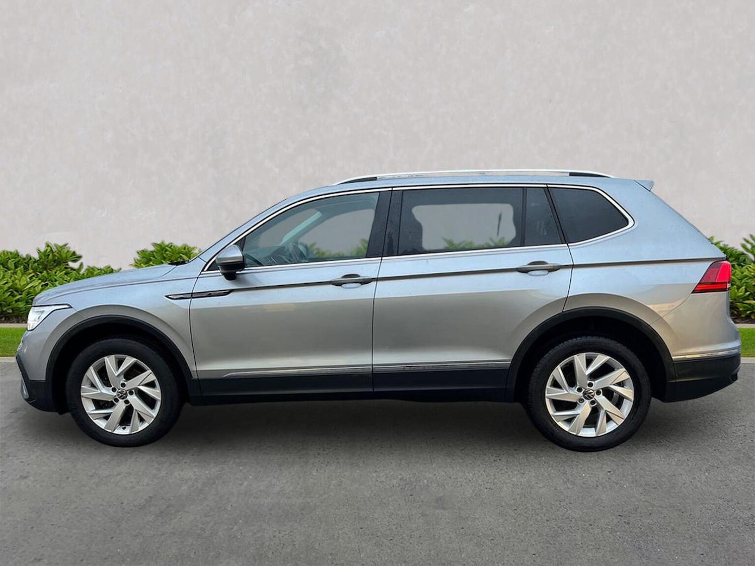 Used Volkswagen Tiguan Allspace 2024 for sale - 76963552: Photo 19